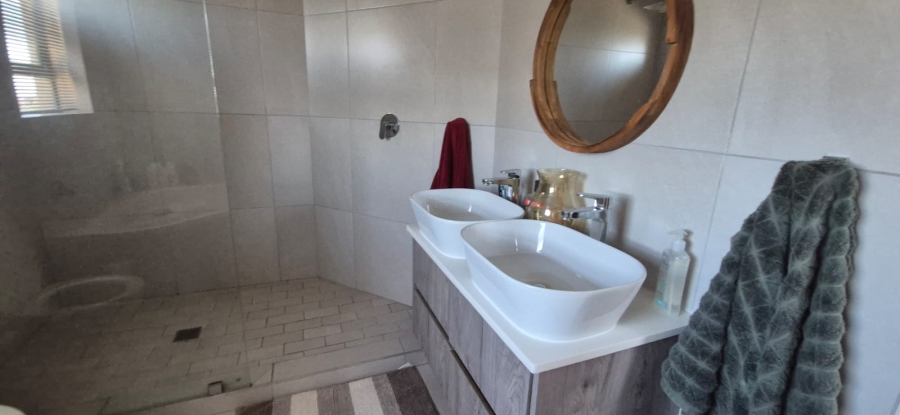 3 Bedroom Property for Sale in Tergniet Western Cape